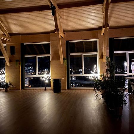 拉绍德封La Ferme Des Aretes住宿加早餐旅馆 外观 照片